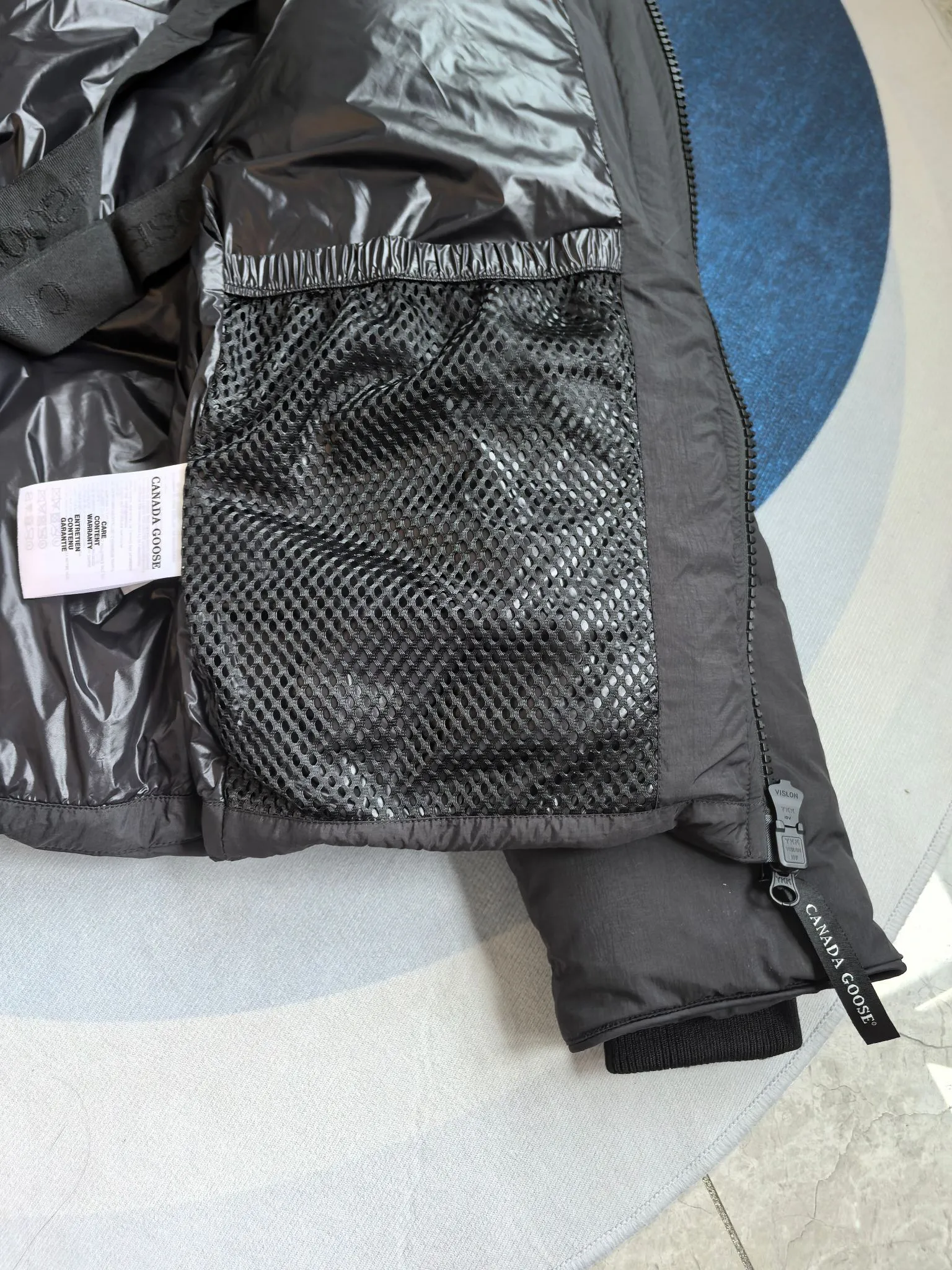 P880 E2802 Lawrence Puffer Jacket men's stand collar down jacket. Color: black detail. Size: S M L XL XXL.
